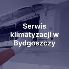 Ręka w białej rękawiczce naprawia klimatyzację. Napis: Serwis klimatyzacji w Bydgoszczy.