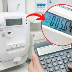 Odczyt licznika Energa: 2005.649 kWh. Kalkulator pokazuje 2300.