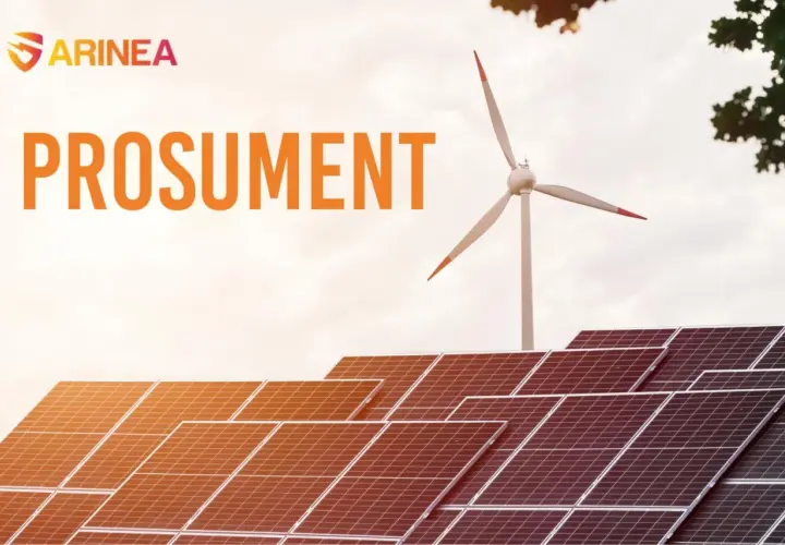Panele słoneczne i turbina wiatrowa symbolizują prosumenta energii odnawialnej.