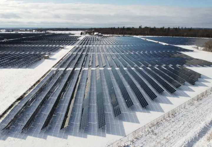 Synchronizacja czasu w energetyce – dlaczego dokładność mikrosekundowa ma znaczenie